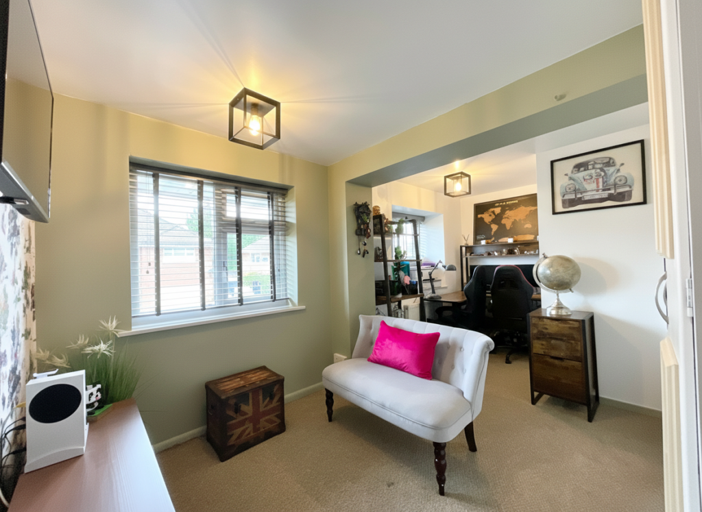 St. Chads Close, Stone, ST15