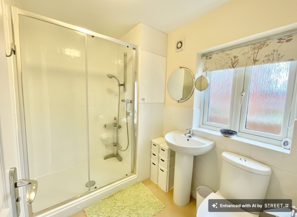 Warwick Rogers Close, Market Drayton, TF9