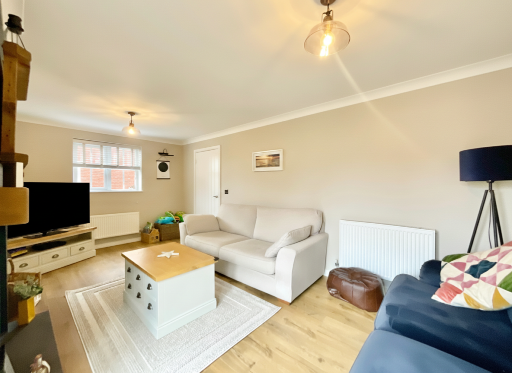 Navigation Loop, Stone, ST15