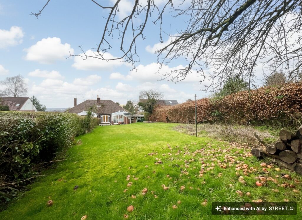 Orchard Lane, Hyde Lea, ST18