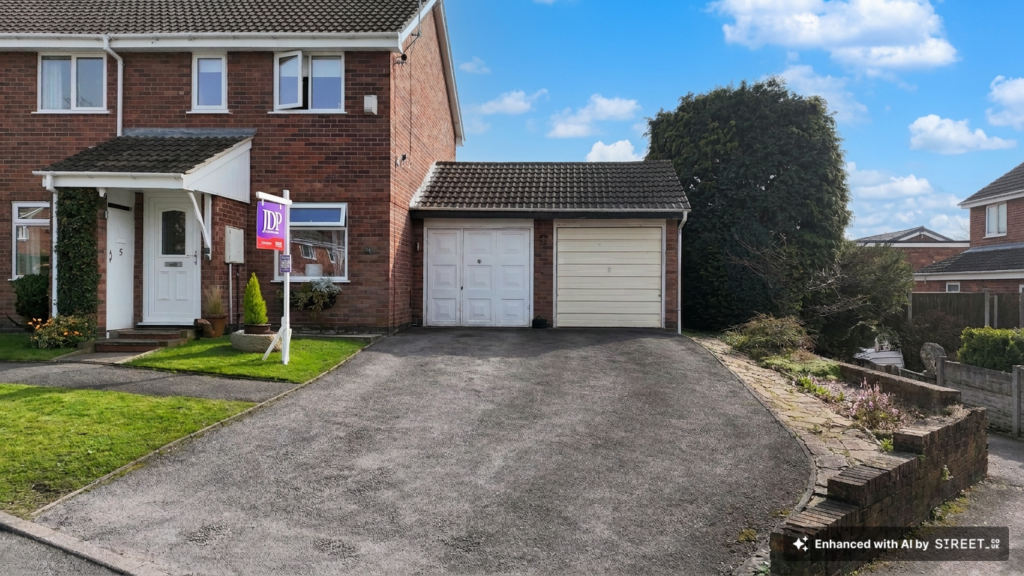 Crompton Grove, Stoke-On-Trent, ST4