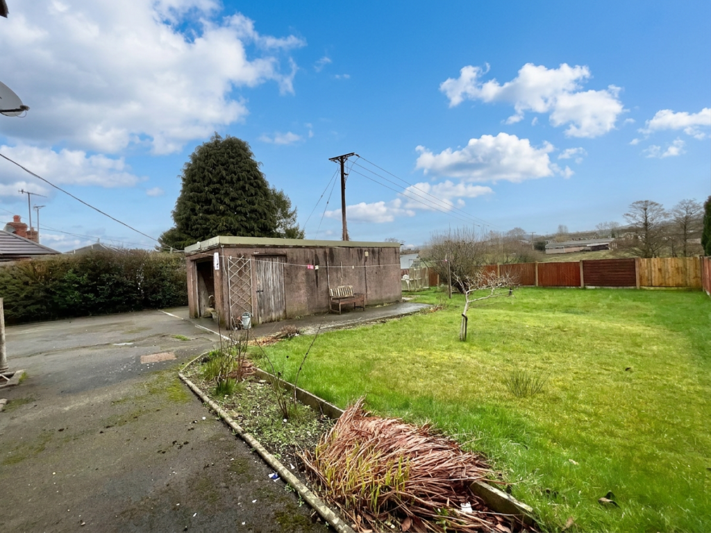 Mackenzie Crescent, Cheadle, ST10