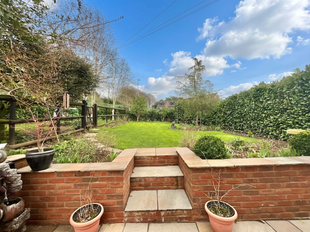 Patch Meadow Road, Cheadle, ST10