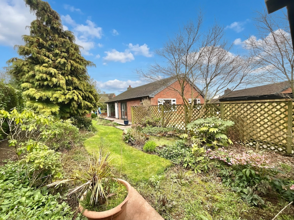 Patch Meadow Road, Cheadle, ST10