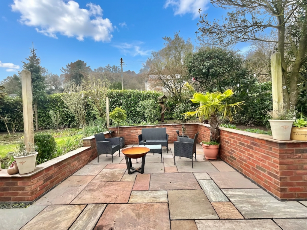 Patch Meadow Road, Cheadle, ST10