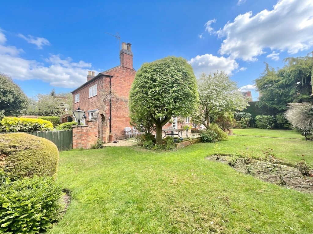 Huntersfield, Shavington, CW2