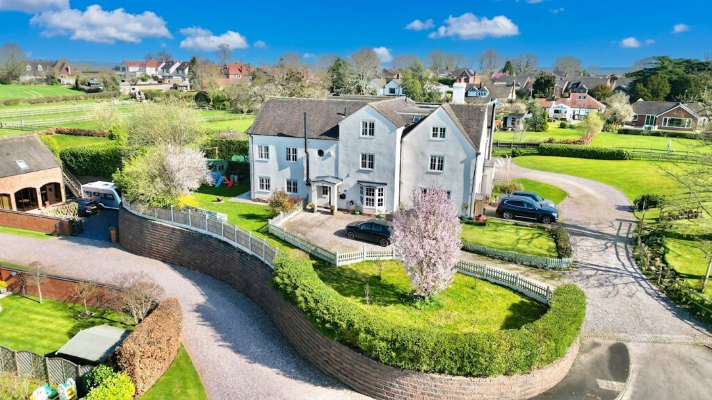 Coppenhall Hall, Coppenhall, ST18