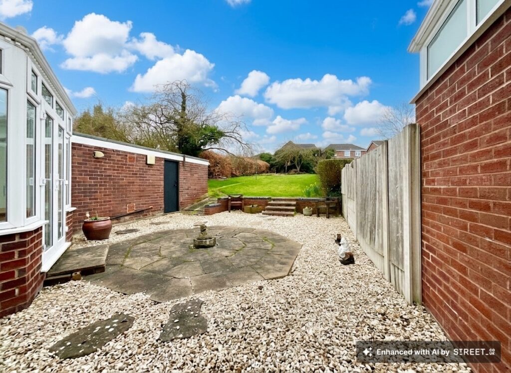 Orchard Lane, Hyde Lea, ST18