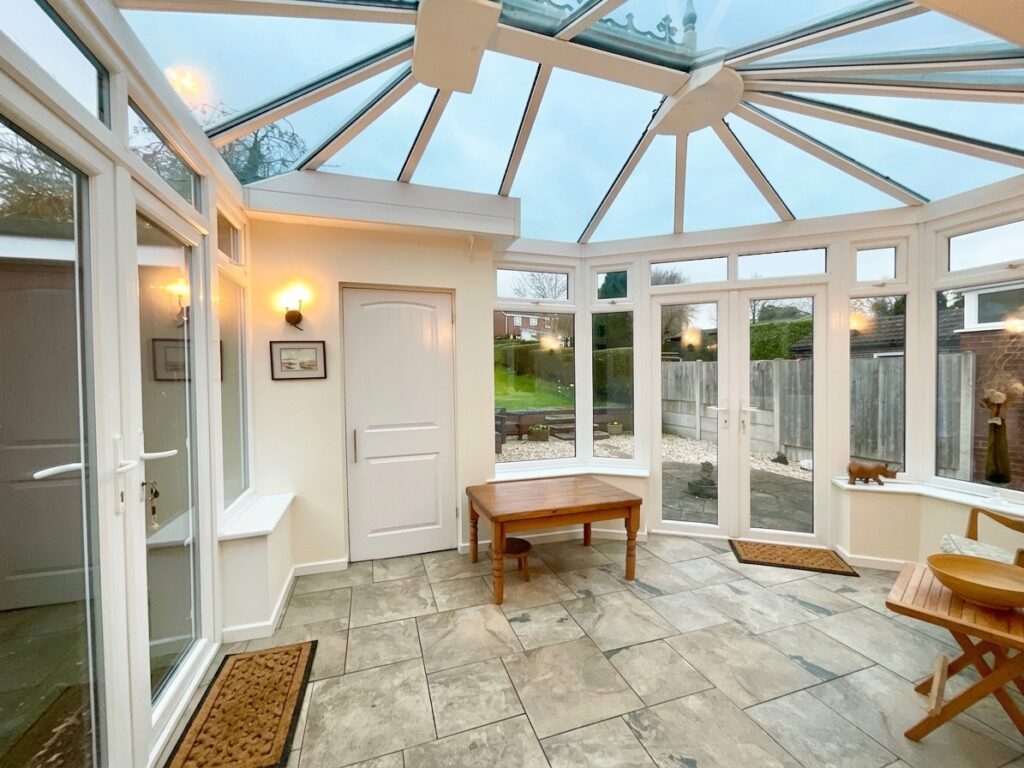 Orchard Lane, Hyde Lea, ST18