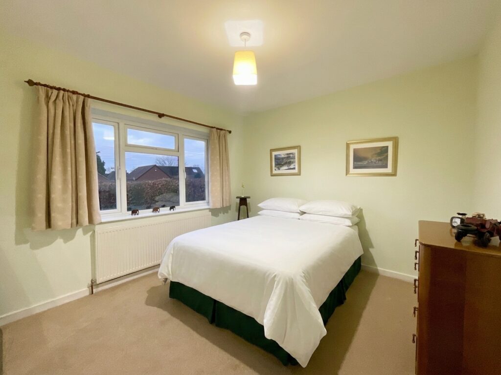 Orchard Lane, Hyde Lea, ST18