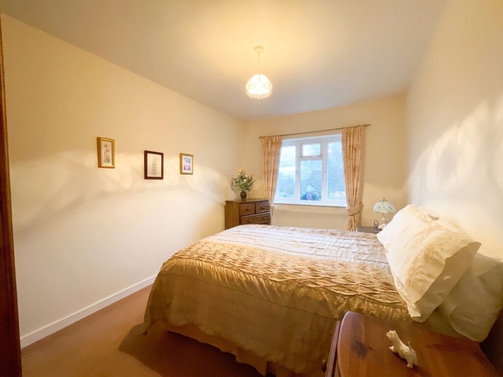 Orchard Lane, Hyde Lea, ST18
