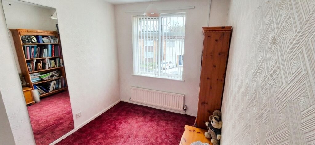 Holyrood Drive, Wistaston, CW2