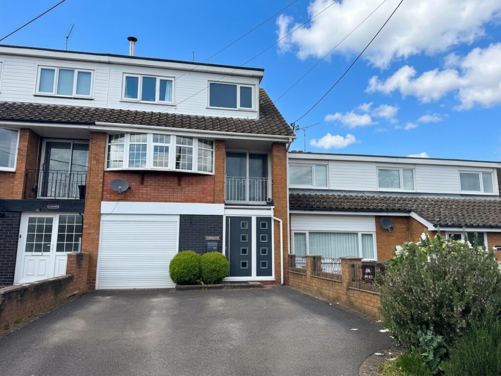Billington Lane, Derrington, ST18