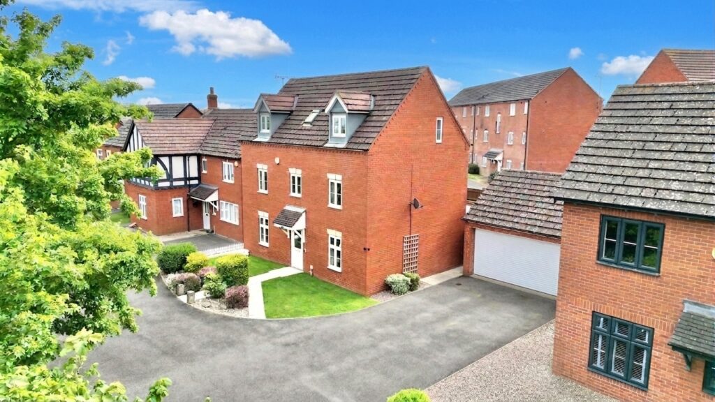 Warwick Rogers Close, Market Drayton, TF9