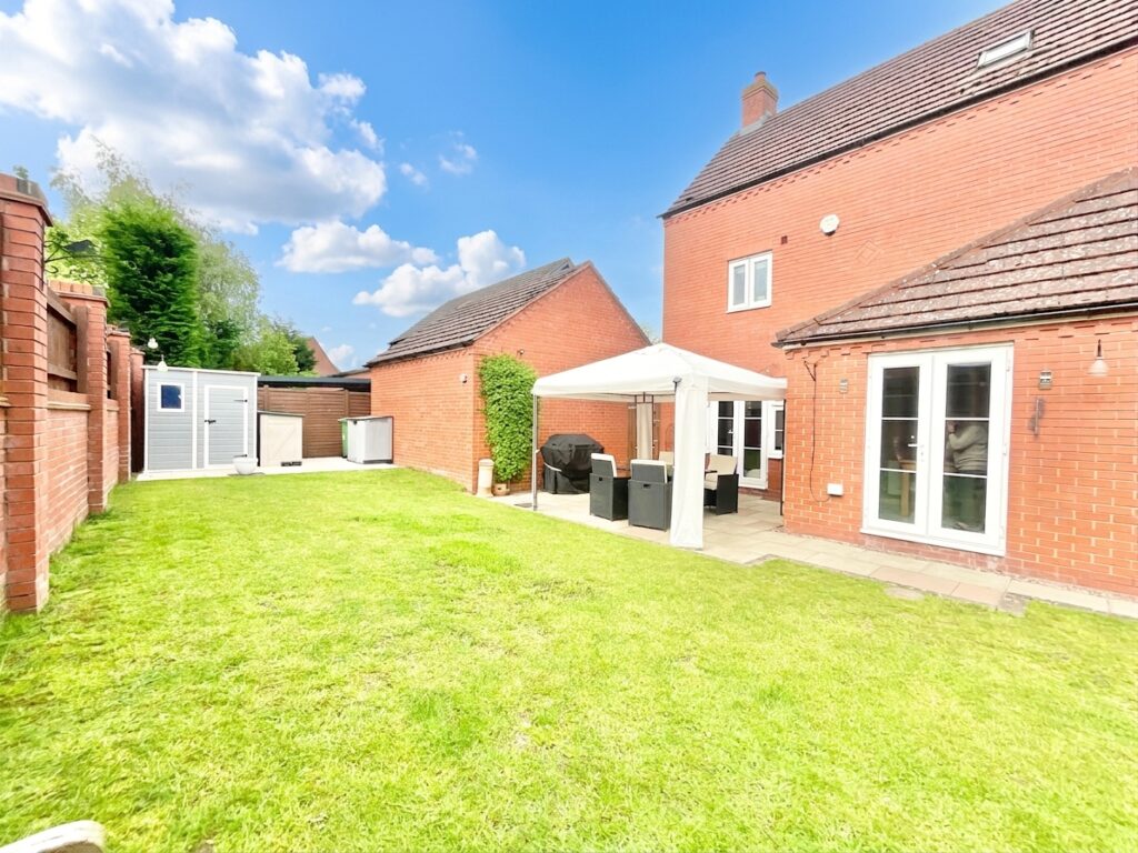 Warwick Rogers Close, Market Drayton, TF9