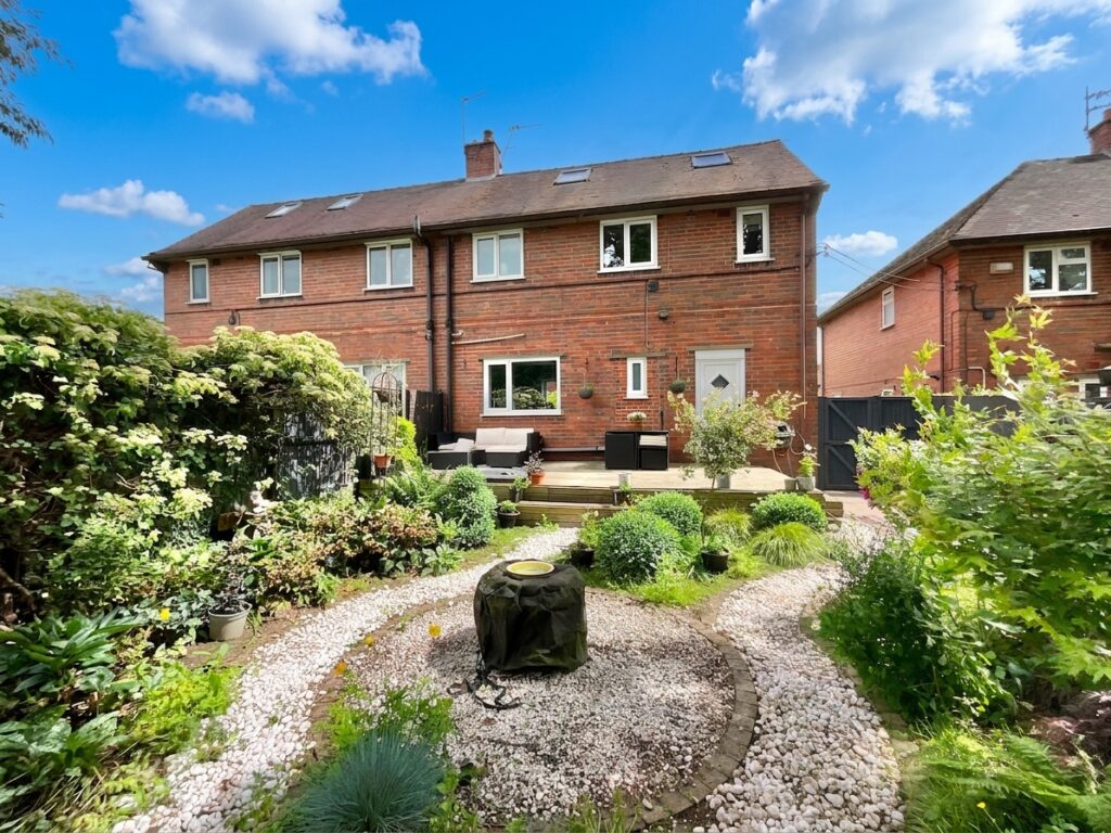 The Avenue, Blythe Bridge, ST11