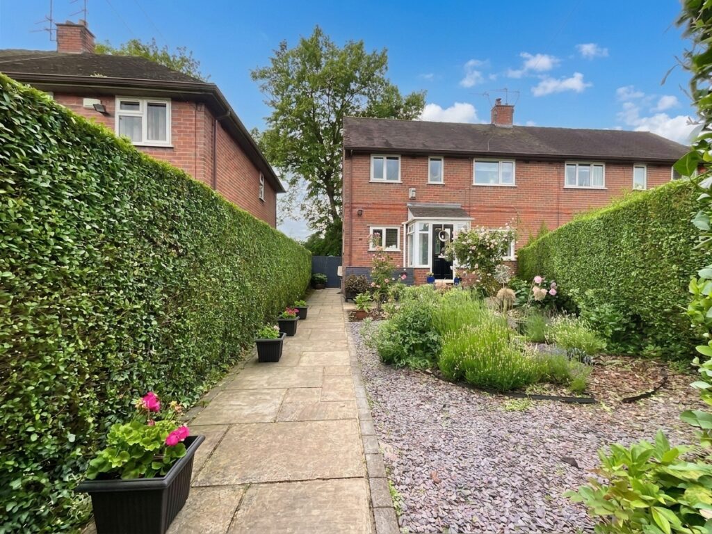 The Avenue, Blythe Bridge, ST11