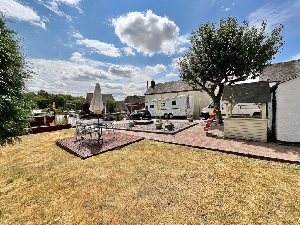 Withington Green, Leigh, ST10