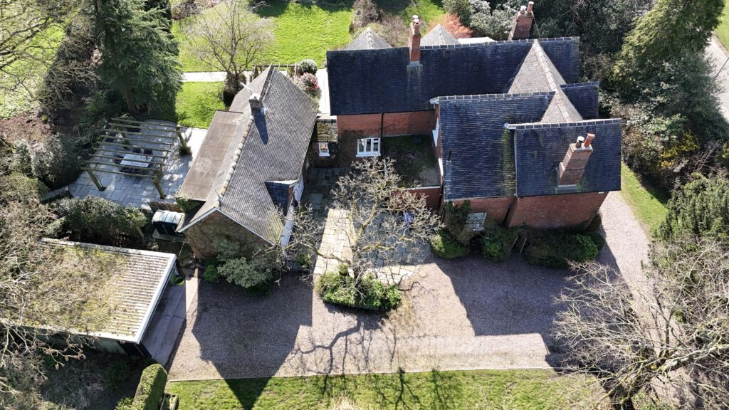 Sandon Road, Hilderstone, ST15