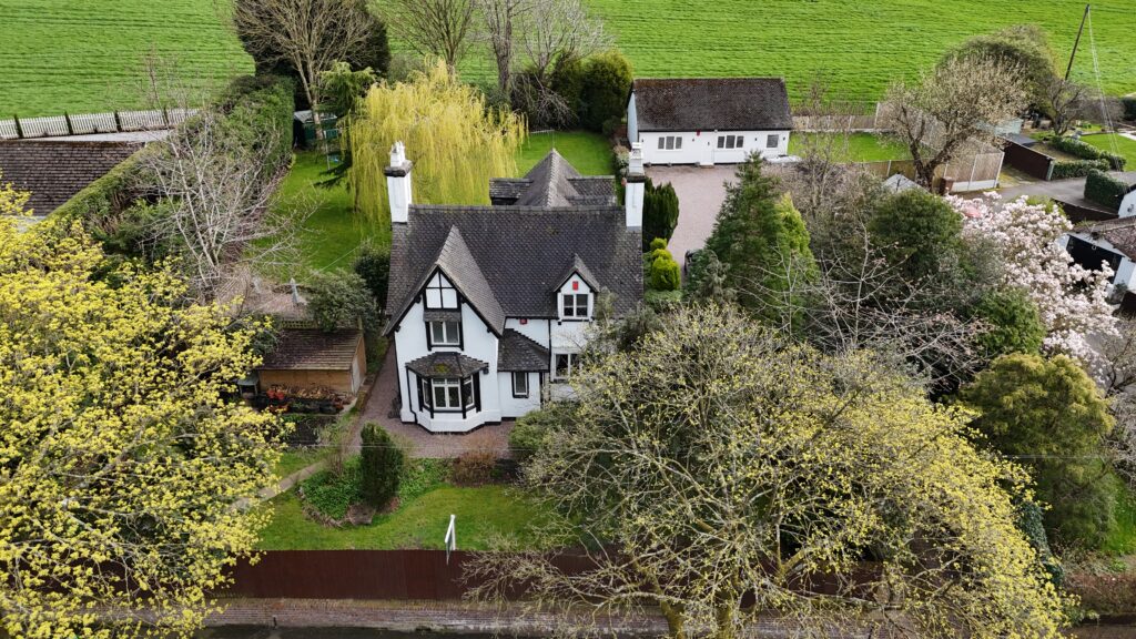 Longton Road, Stoke-On-Trent, ST4