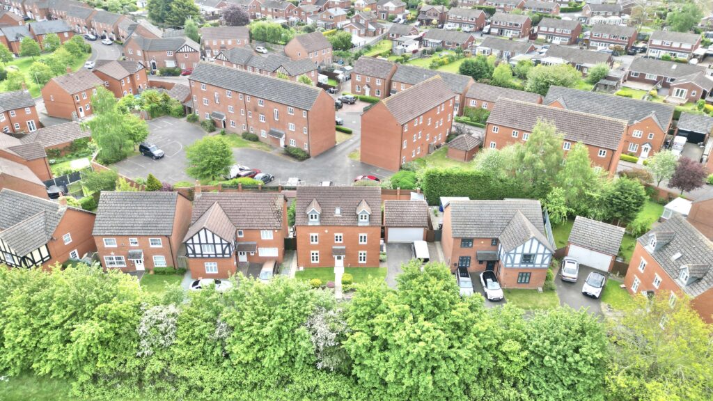 Warwick Rogers Close, Market Drayton, TF9
