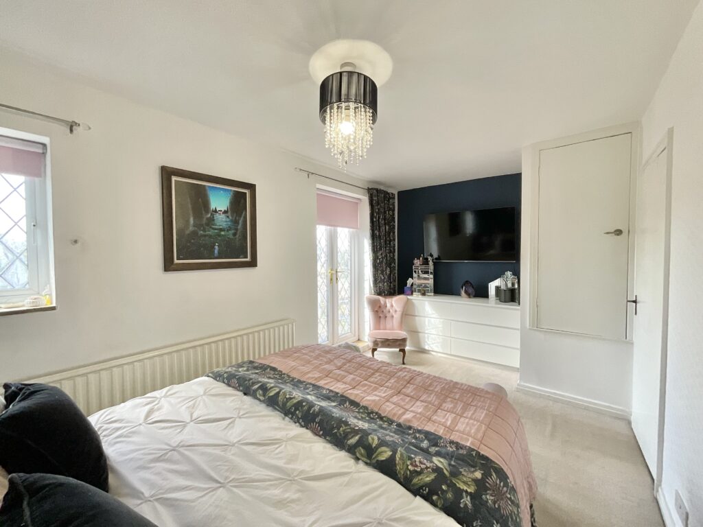 Lichfield Road, Stone, ST15