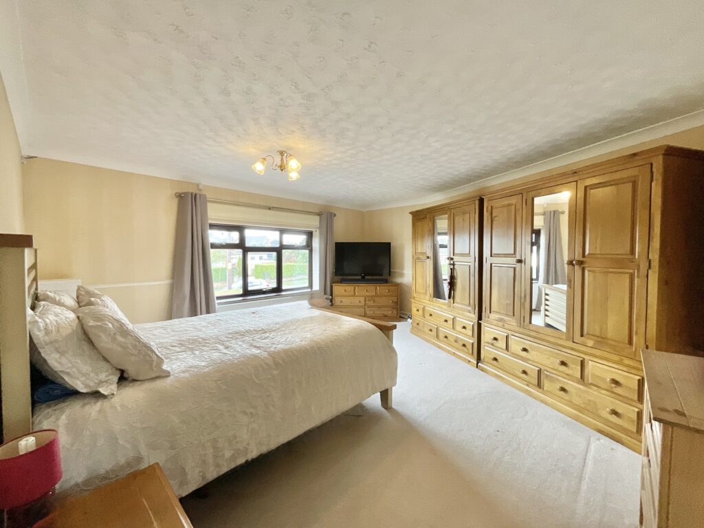 Windmill Hill, Rough Close, ST3