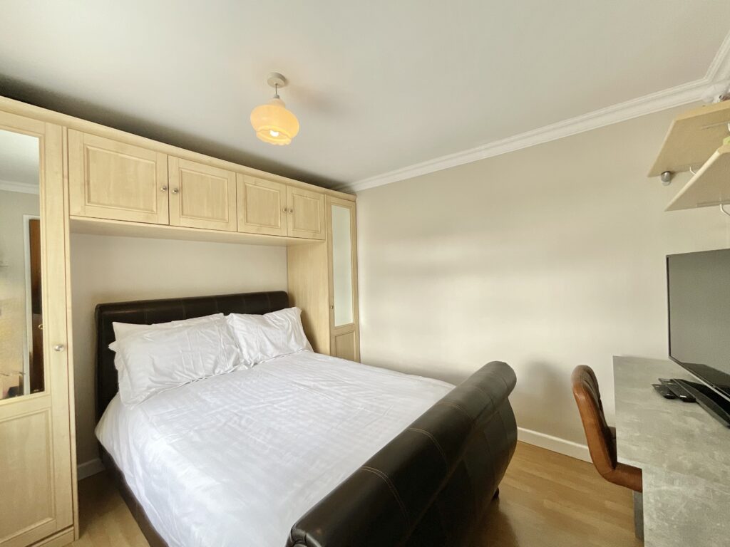 Windmill Hill, Rough Close, ST3