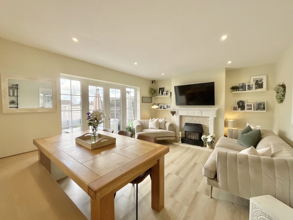 Rockhouse Drive, Great Haywood, ST18