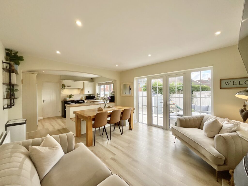 Rockhouse Drive, Great Haywood, ST18