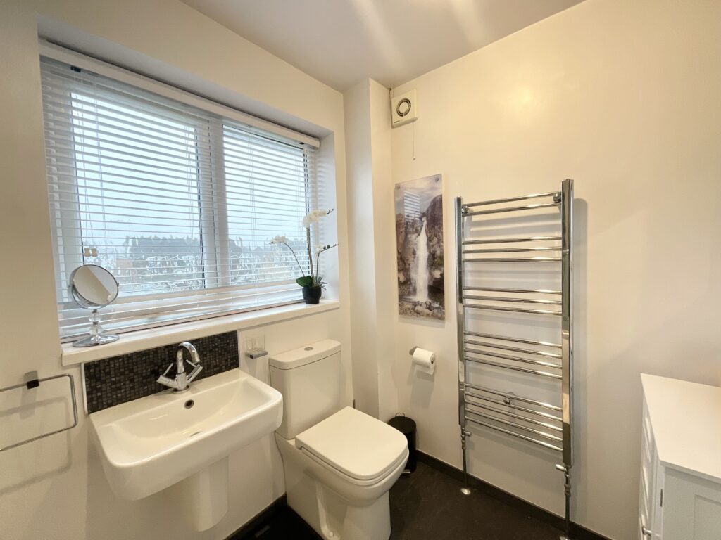 Earlsbrook Drive, Stoke-On-Trent, ST4