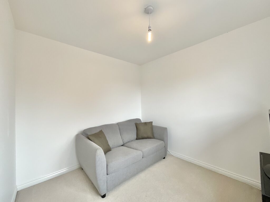 Burchell Avenue, Stone, ST15