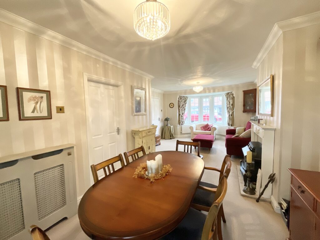 Earlsbrook Drive, Stoke-On-Trent, ST4