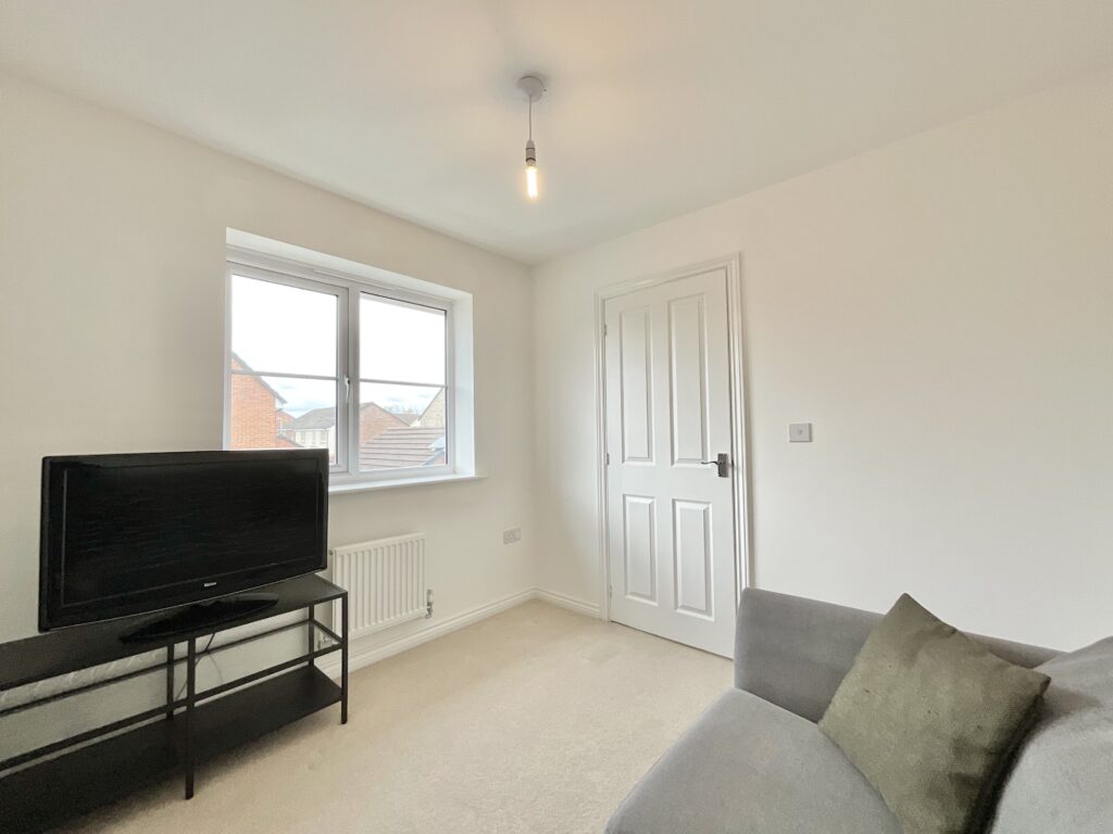 Burchell Avenue, Stone, ST15