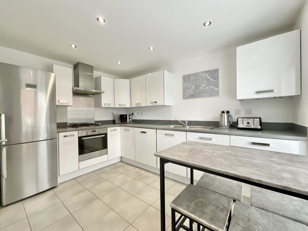 Burchell Avenue, Stone, ST15