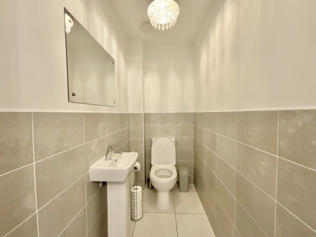 Burchell Avenue, Stone, ST15