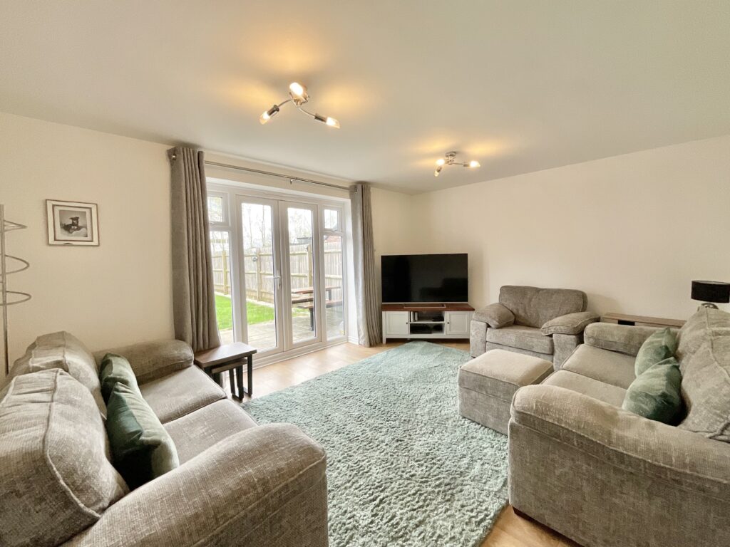 Burchell Avenue, Stone, ST15