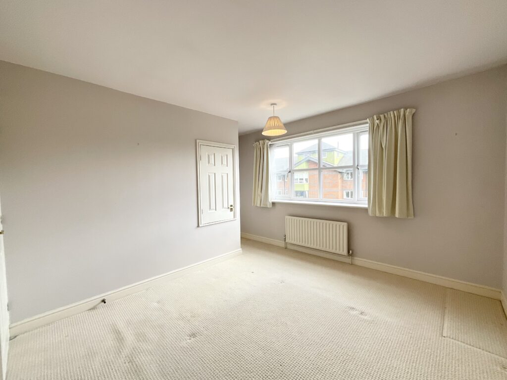 Stafford Close, Stone, ST15