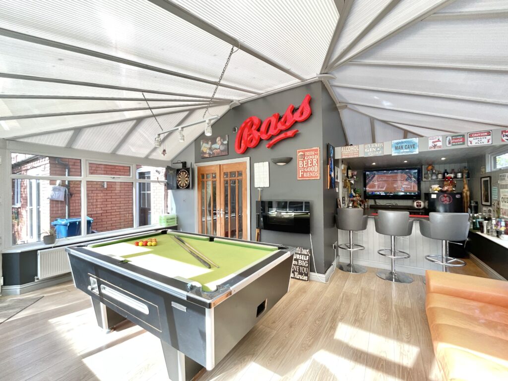 Joules Drive, Stone, ST15