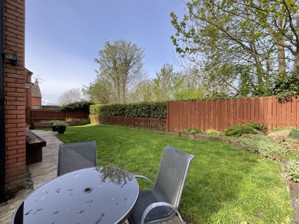 Joules Drive, Stone, ST15