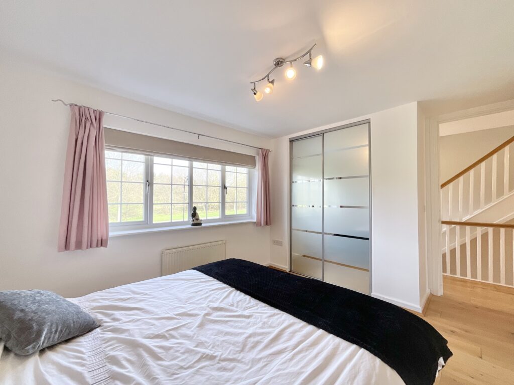 Wychwood Park, Weston, CW2