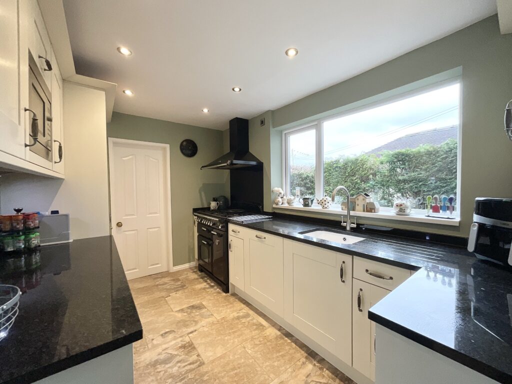 Park Drive, Barlaston, ST12