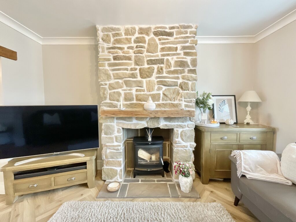 Barlaston Old Road, Barlaston, ST12