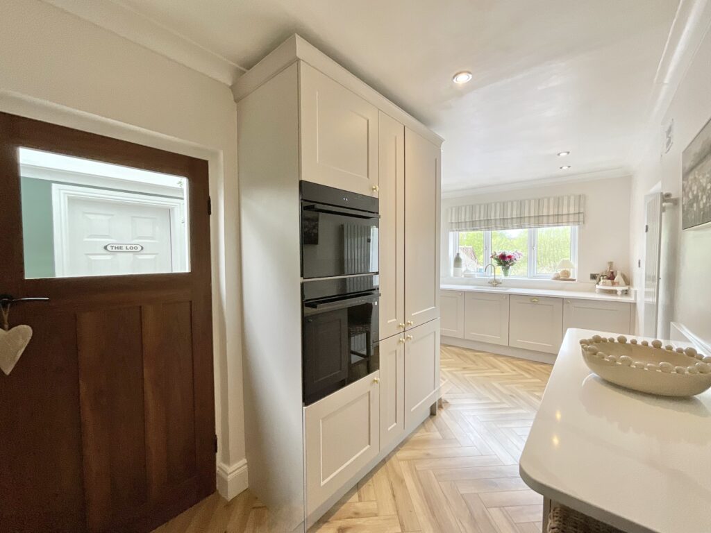 Barlaston Old Road, Barlaston, ST12