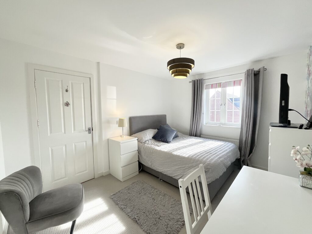 Beacon Grove, Stone, ST15