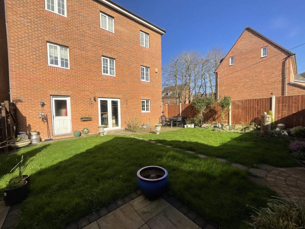 Beacon Grove, Stone, ST15