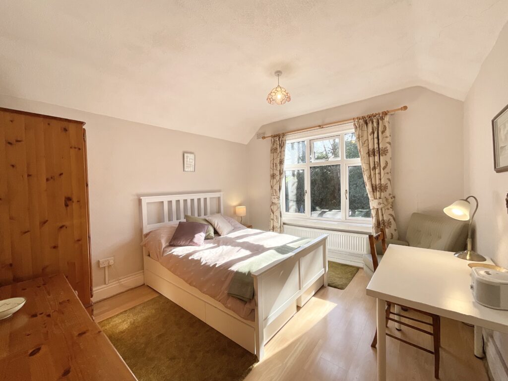 School Lane, Walton, ST17