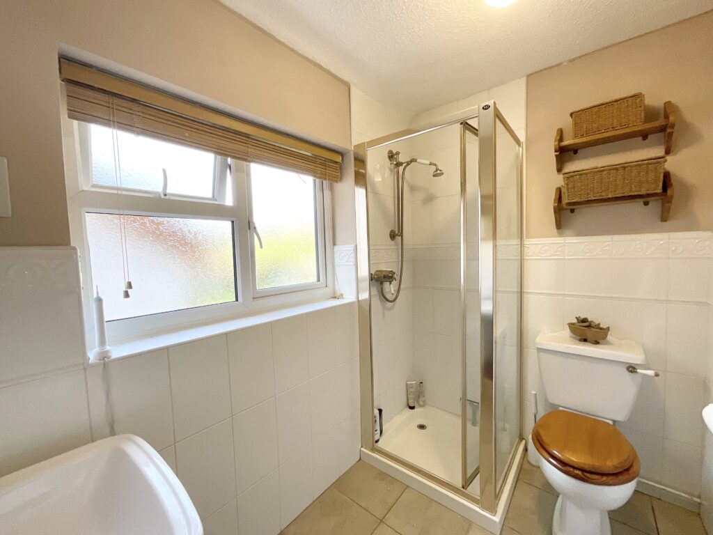 School Lane, Walton, ST17