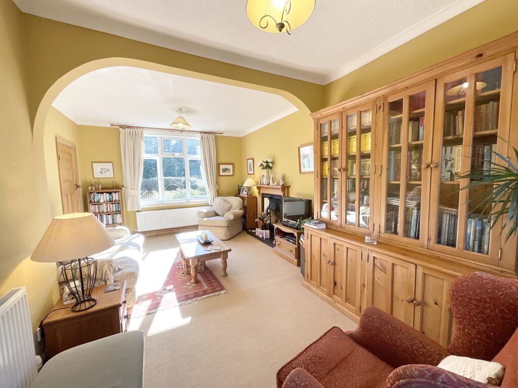 School Lane, Walton, ST17