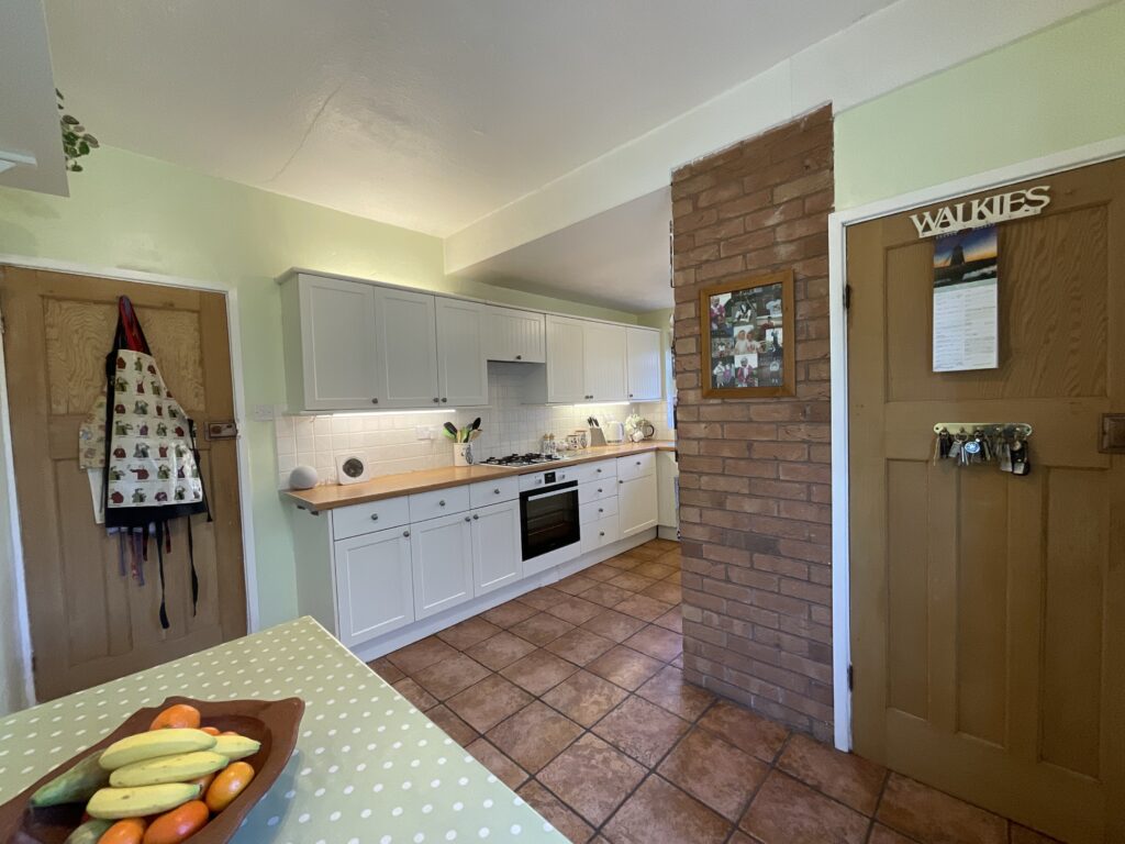 School Lane, Walton, ST17